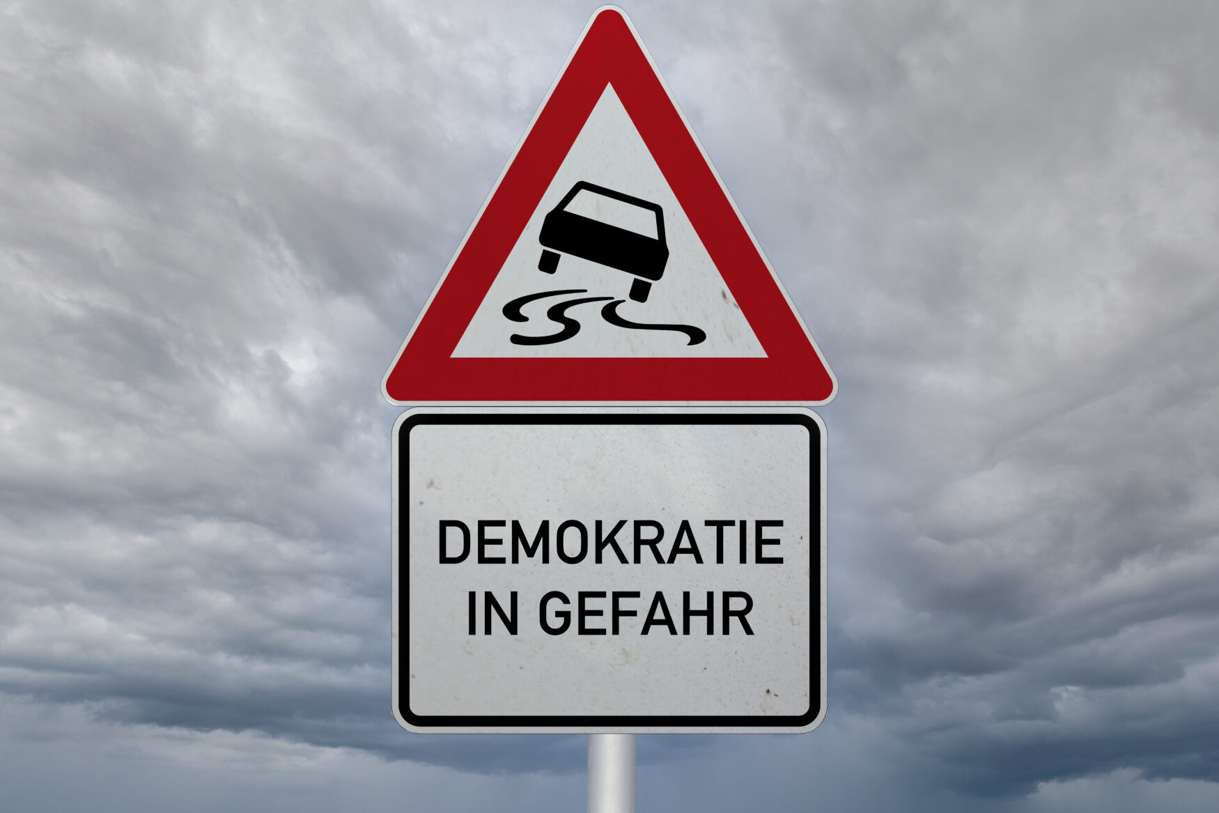 In Sorge um die Demokratie.