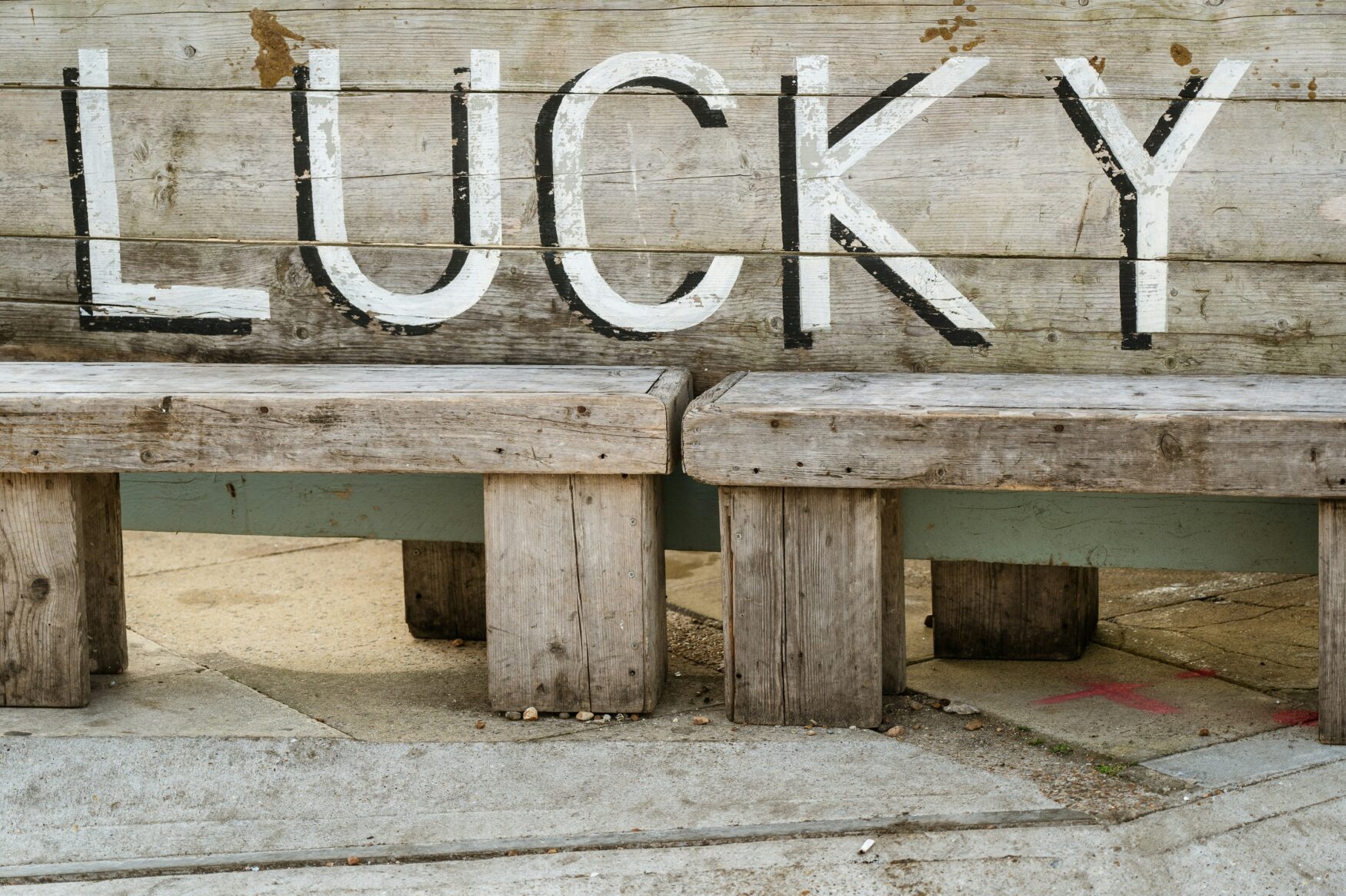 Glück - gibt es das auch in schwierigen Zeiten? Foto: Nick Fewings / unsplash